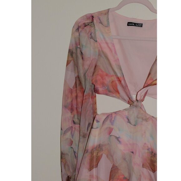 Pink Floral 2 piece romper set - Picture 3 of 16